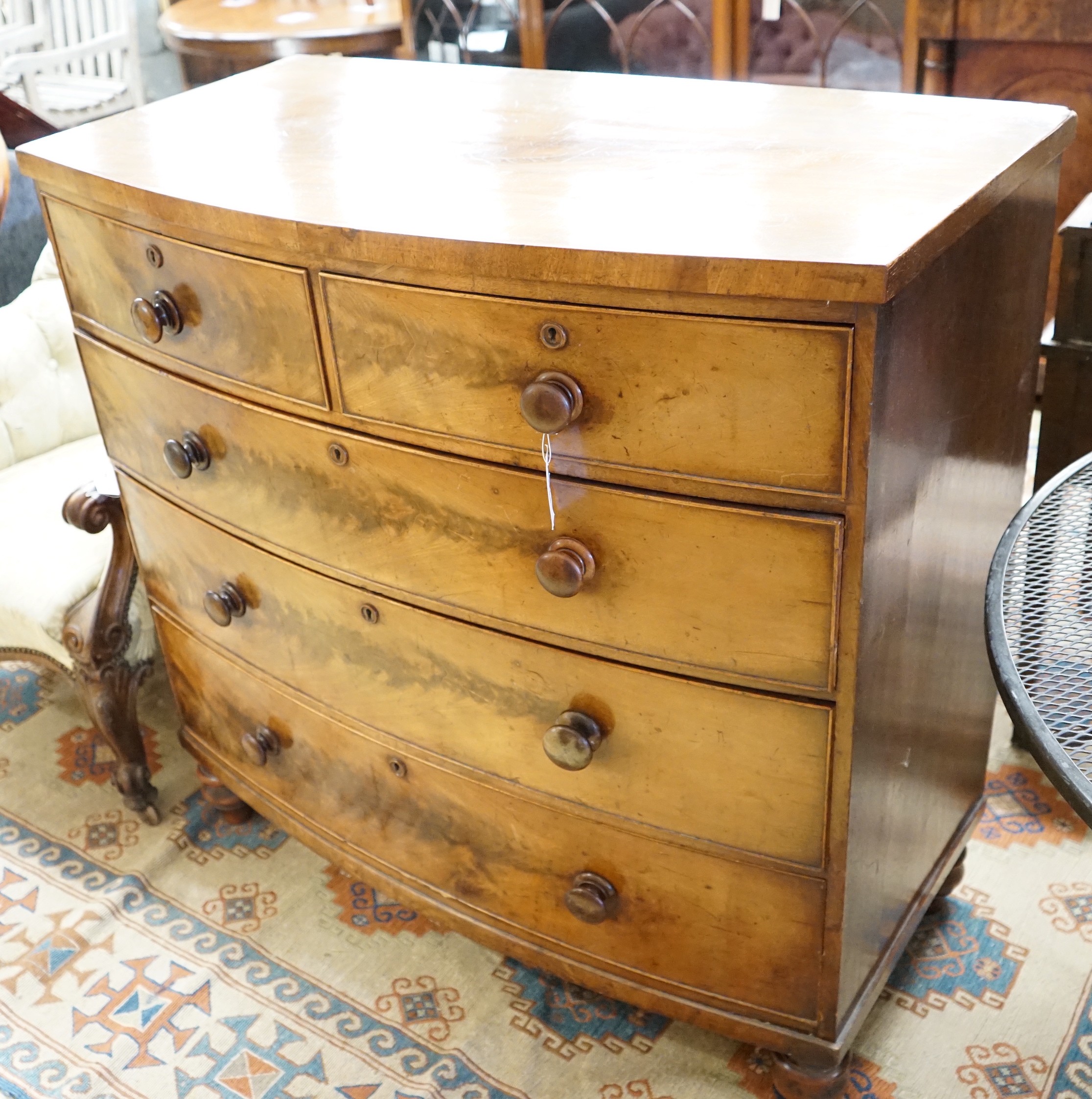 A Victorian mahogany bowfront chest, width 106cm, depth 54cm, height 106cm